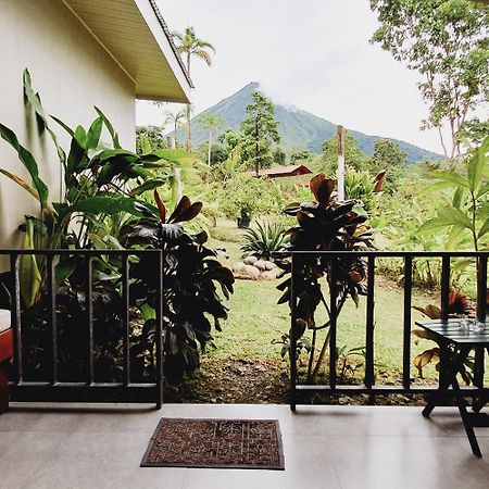 Yellow Tree Suites La Fortuna Extérieur photo