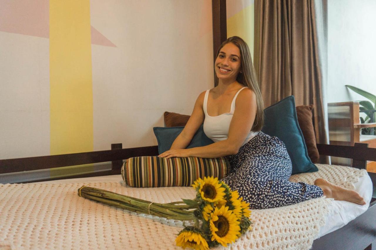 Yellow Tree Suites La Fortuna Extérieur photo