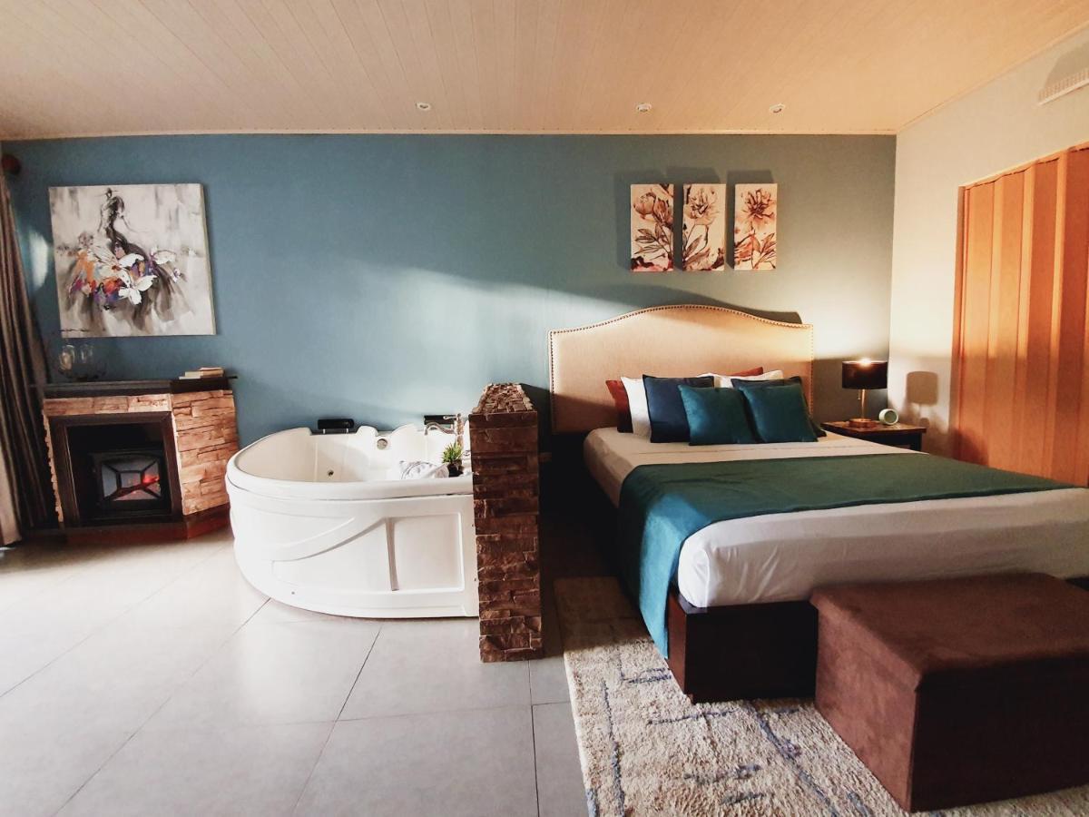 Yellow Tree Suites La Fortuna Extérieur photo