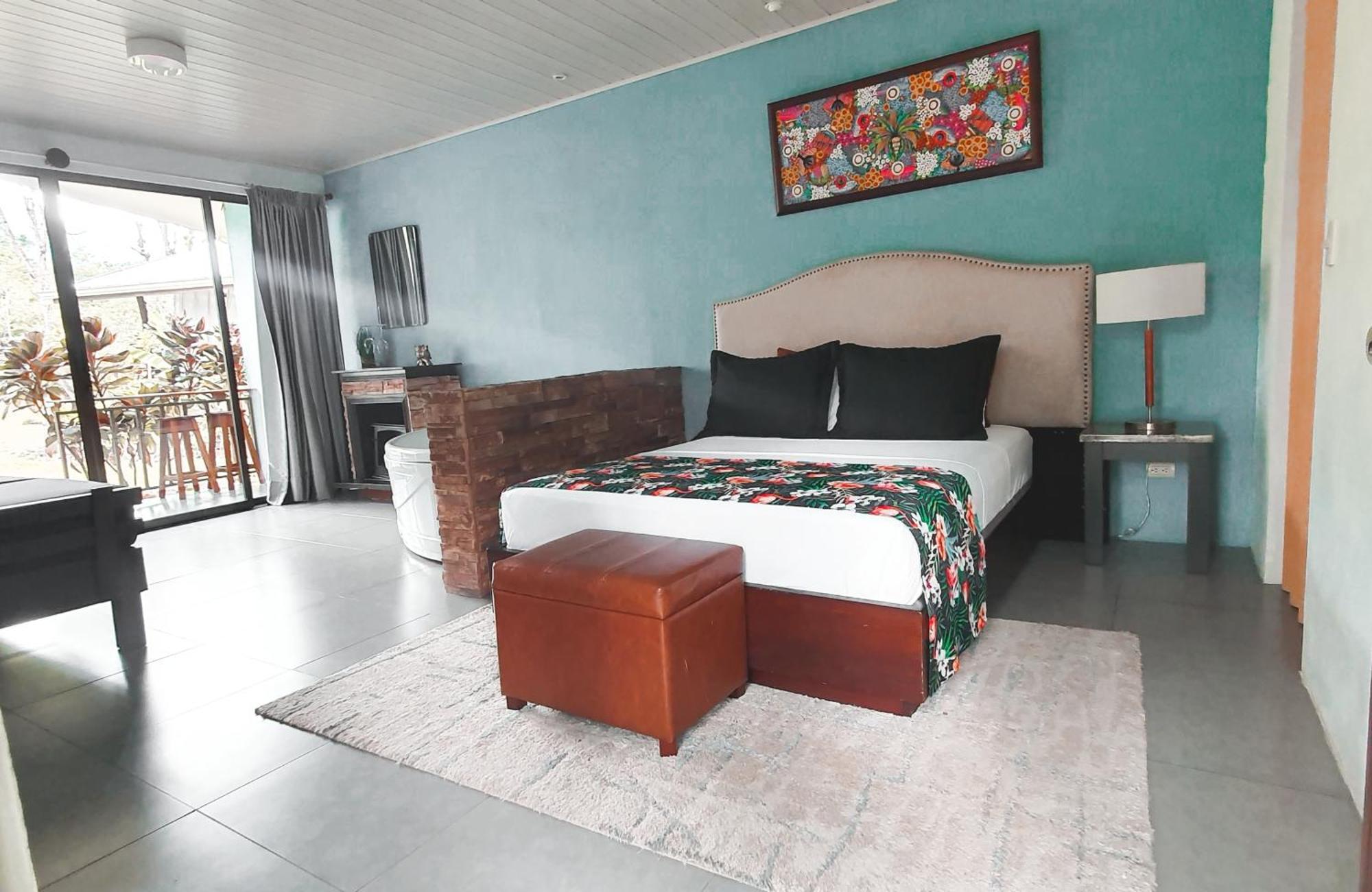 Yellow Tree Suites La Fortuna Extérieur photo
