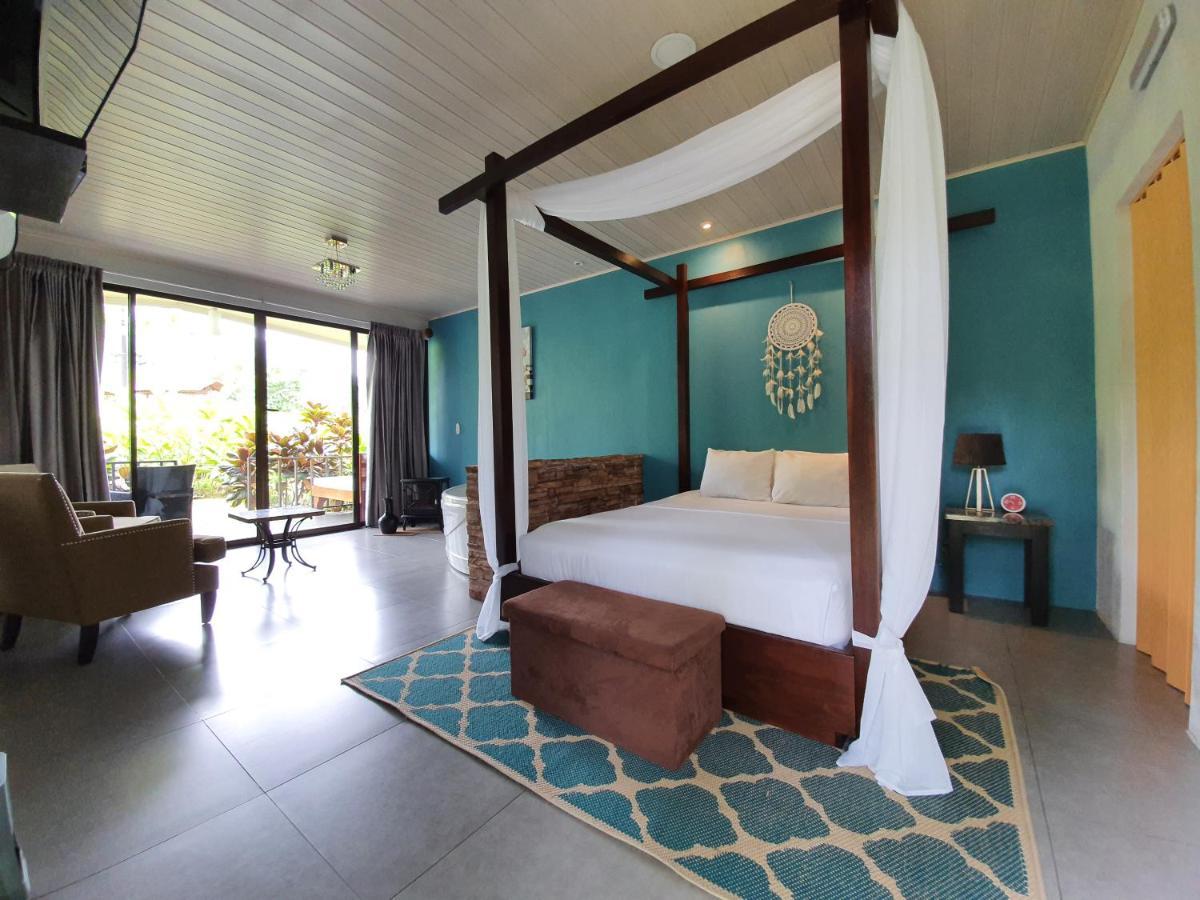 Yellow Tree Suites La Fortuna Extérieur photo
