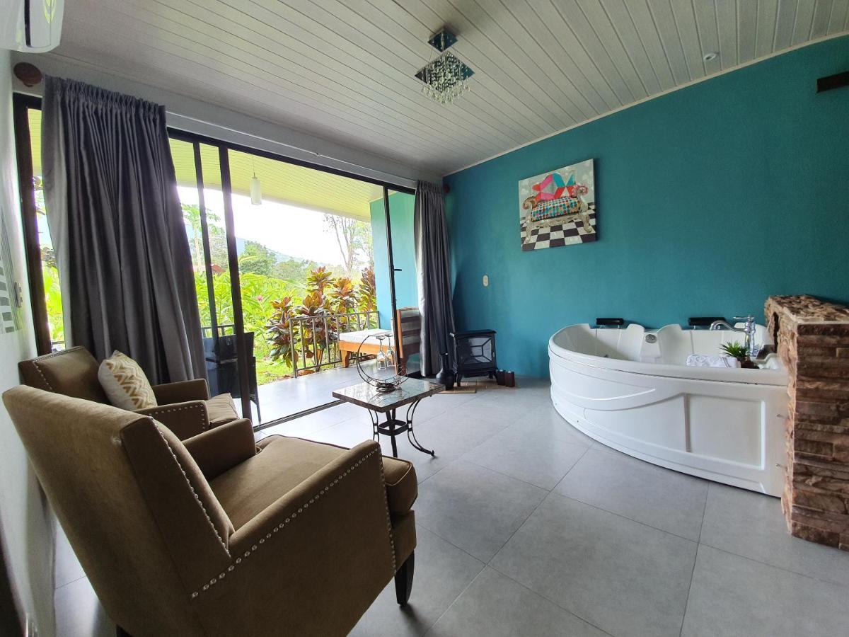 Yellow Tree Suites La Fortuna Extérieur photo
